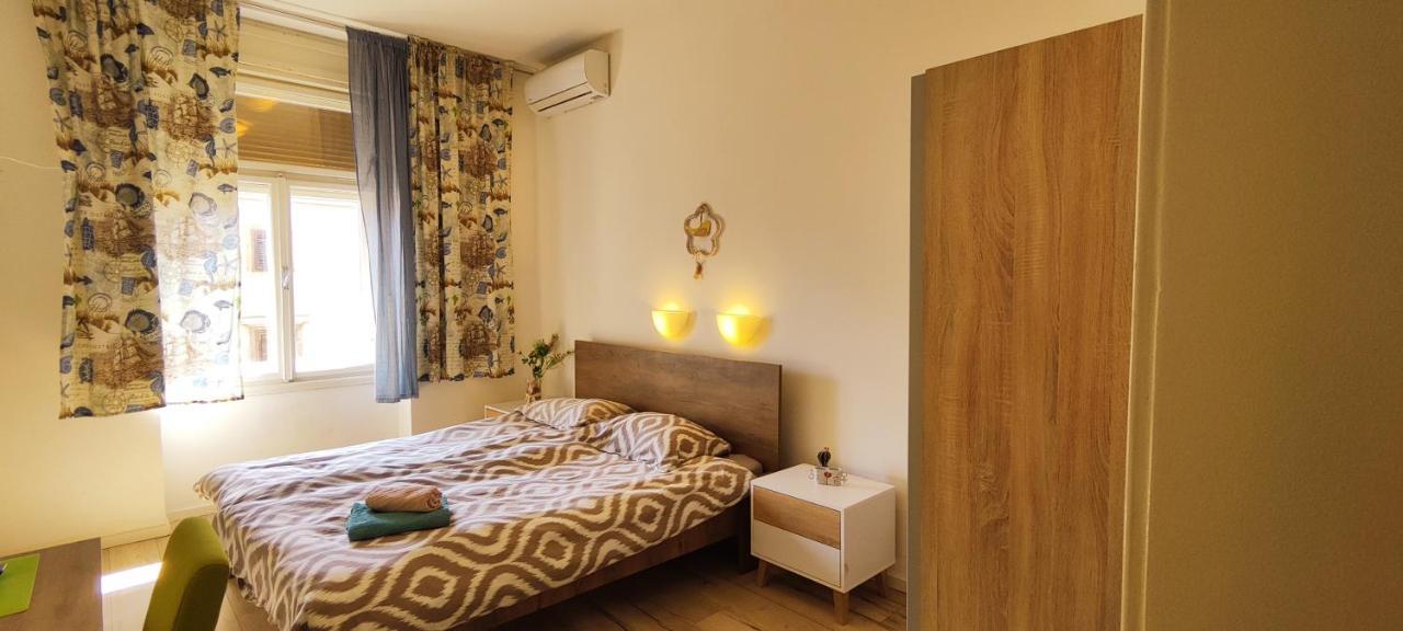Fluminis Rooms Rijeka Exteriör bild
